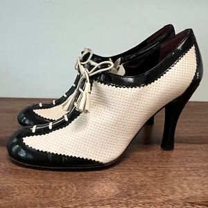 Vintage VIA SPIGA Heeled Oxford Style Booties Sz 7M